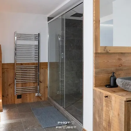 Dom wakacyjny Fior Di Roccia Apartments- In Centro Cervinia, Sauna Privata, Matterhorn Dream